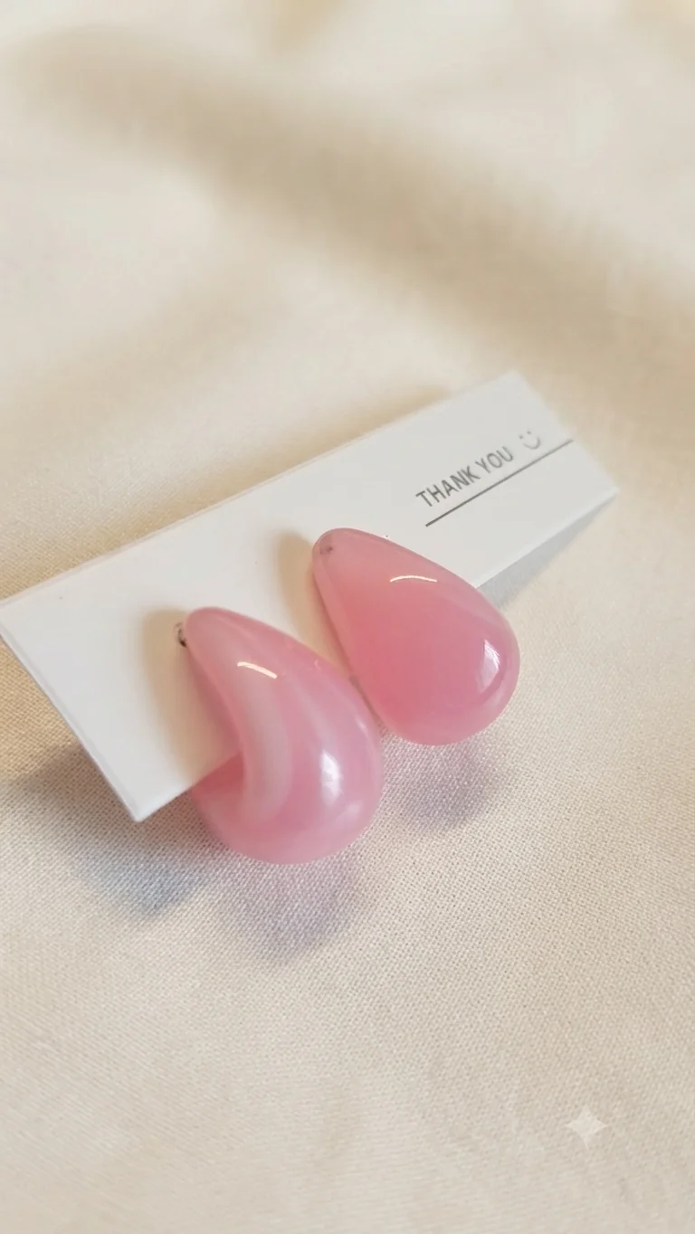 Chunky Creolen-Ohrstecker in transluzentem Rosa für Frauen