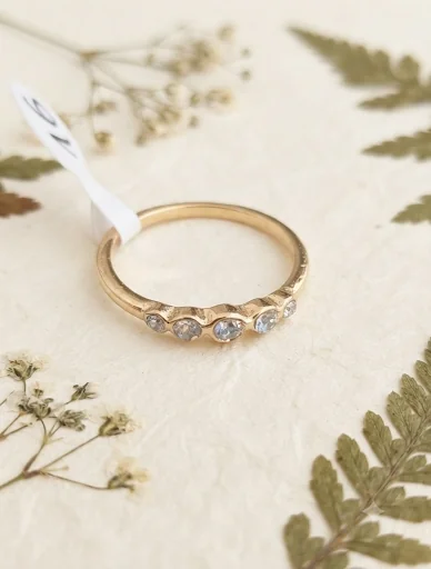 „Dainty Five“ Ring EU 57 für Frauen