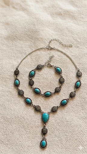 Damen-Schmuckset „Turquoise Desert“ – 2-teiliges Set aus Y-Halskette und Armband im Ethno-Look  (Für Frauen)