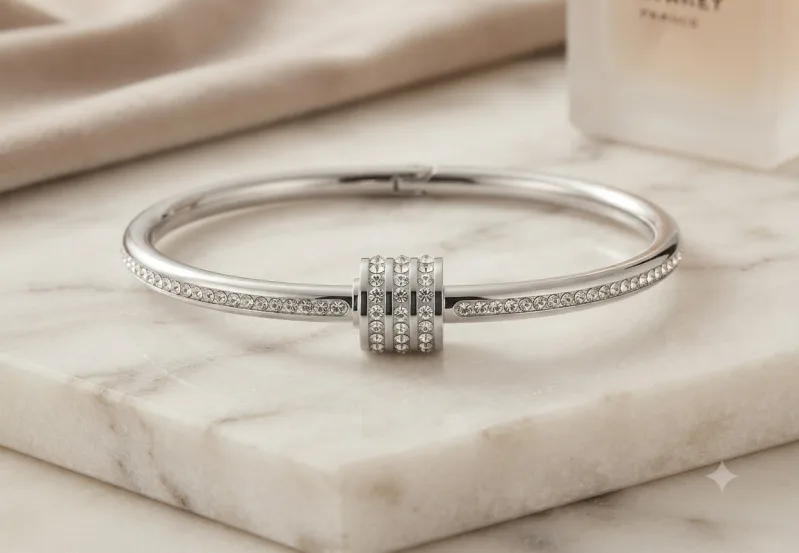 Eleganter Kristall Armreif Silber-Look
