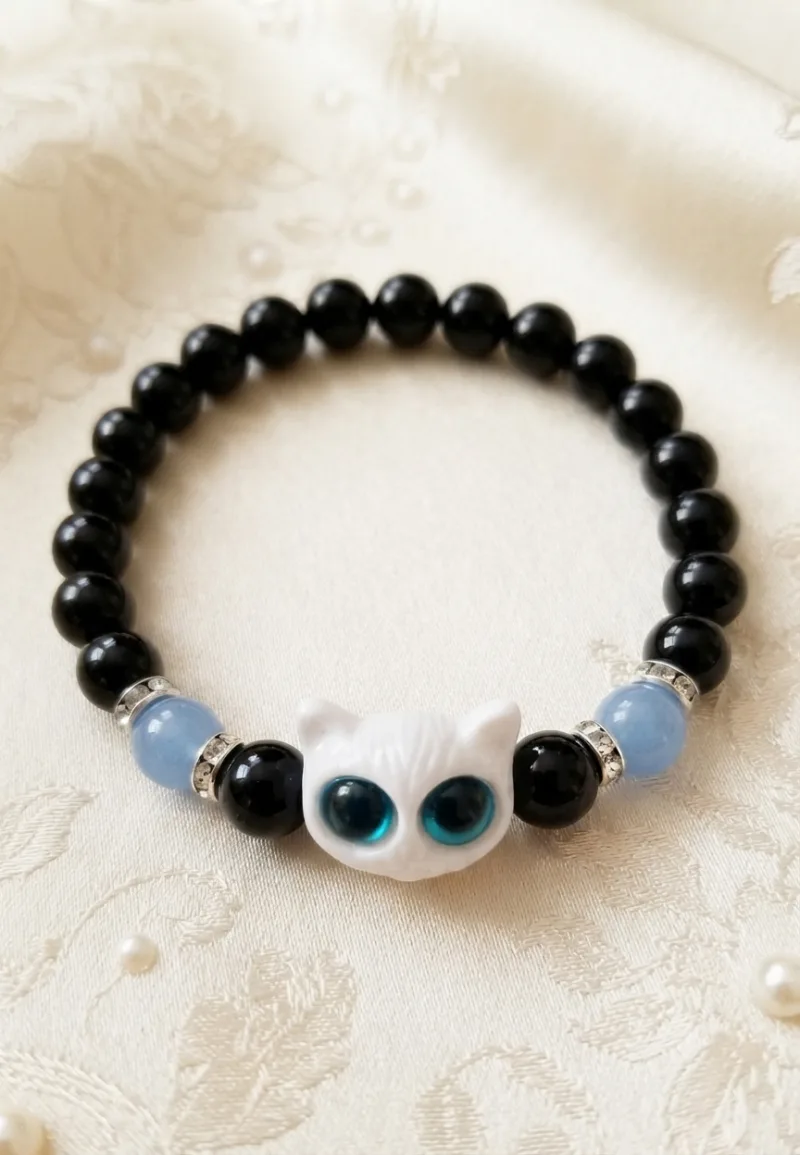 Katzen Perlenarmband mit Leucht-Effekt