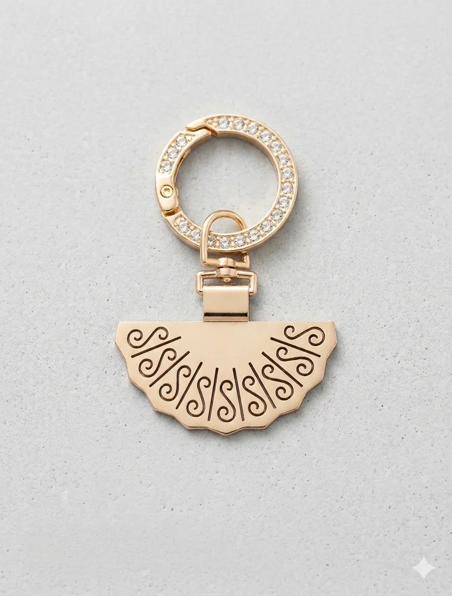Luxuriöser Handy-Anhänger mit Kristallen in Gold-Optik – Stylischer Handyschmuck  (Für Frauen)