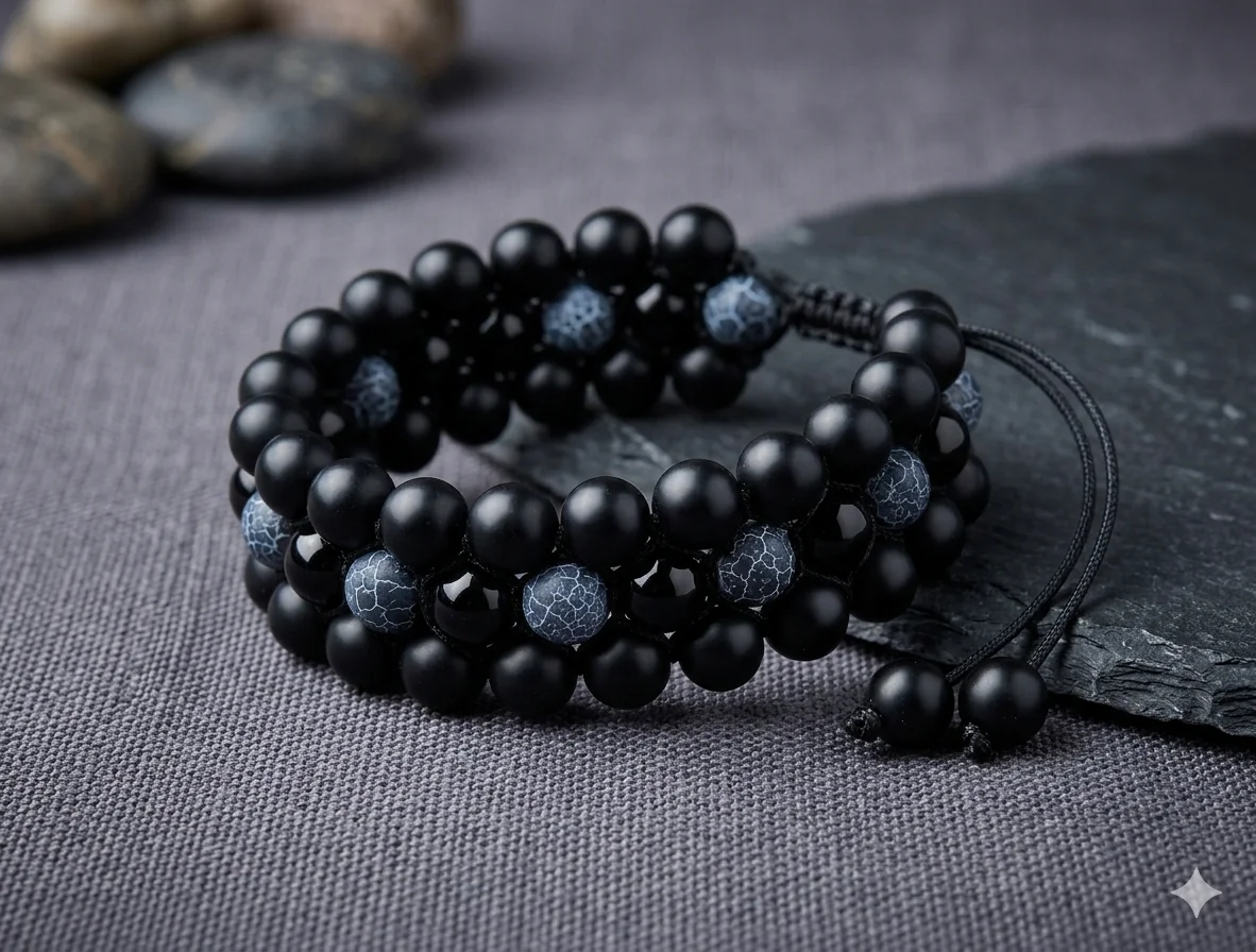 Männliches Dreireihiges Makramee-Armband – Maskuliner Herren-Schmuck im Onyx- & Achat-Look