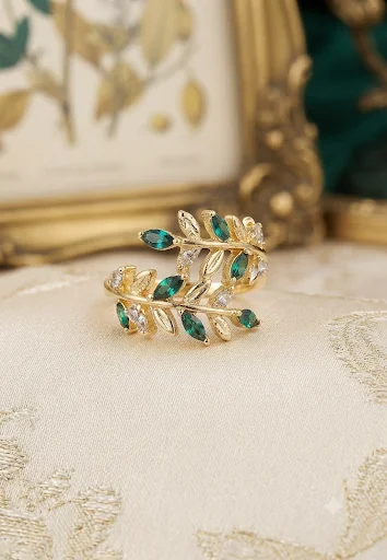 Ring „Smaragdblätter“ für Frauen