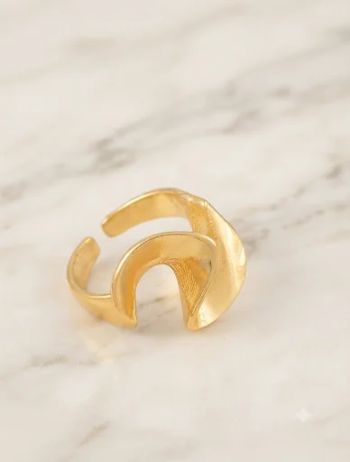 „Sculpted Wave“ (17 mm, Gold-Optik) für Frauen
